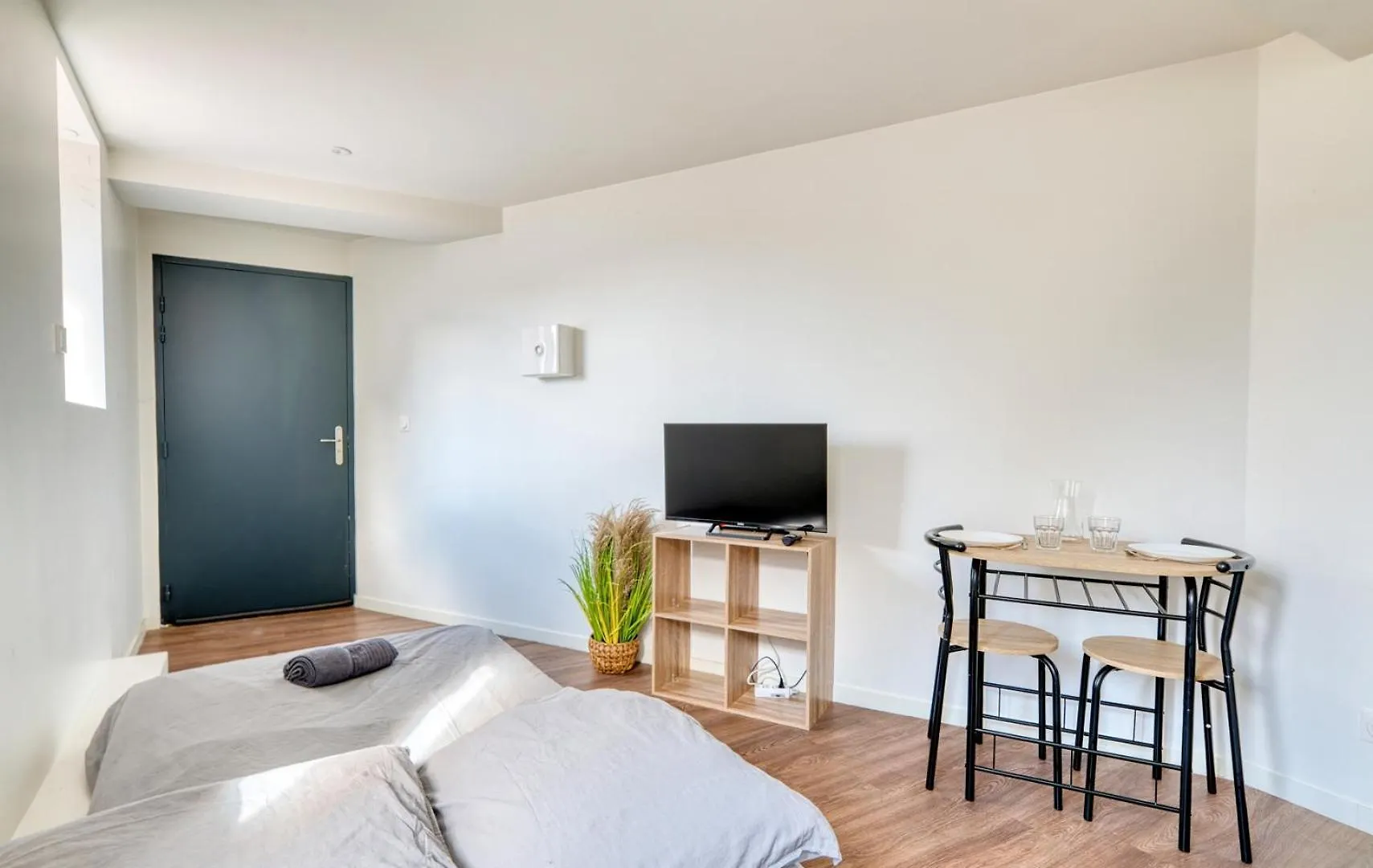 Paisible Studio- Cnpe Centrale Du Bugey Loyettes